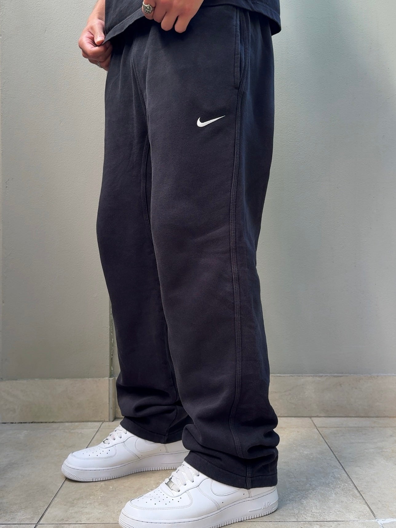 Nike Baggy Joggers Open Leg